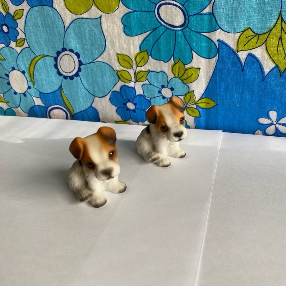 Vintage puppy dog figurine set of 2 signed JK 1950s collectable figurines
